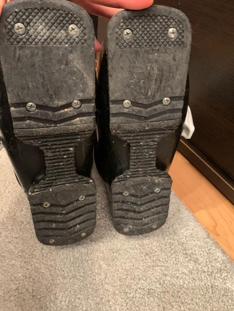 Lyžiarky, dalbello,33