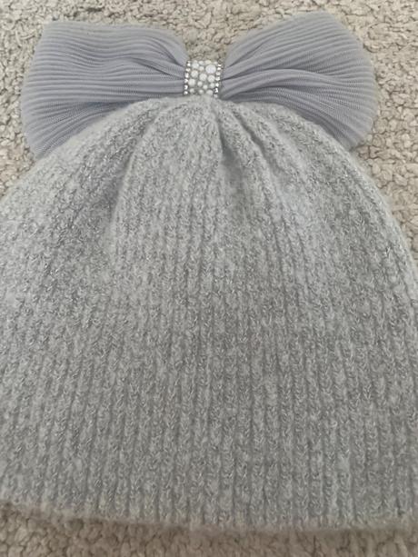 Čiapka, river island,116