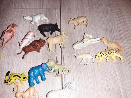 Mini plastové zvieratká, 