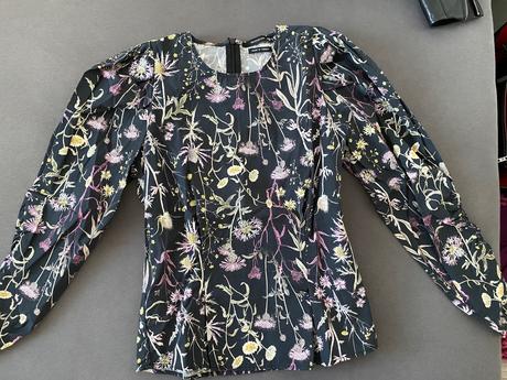 Kvietkovaná blúzka, reserved,34