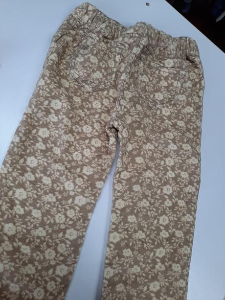 Krásne menčesterové nohavice, f&f,92