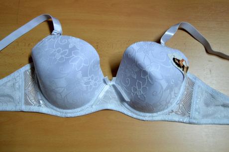 Dámska luxusná podprsenka, 70d - 100d
