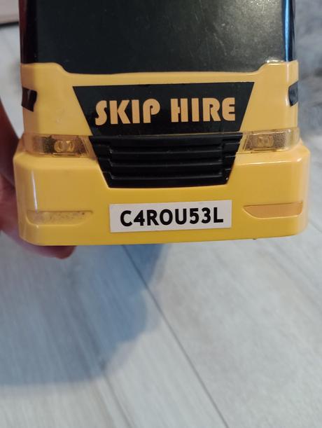 Auto na triedenie odpadu,