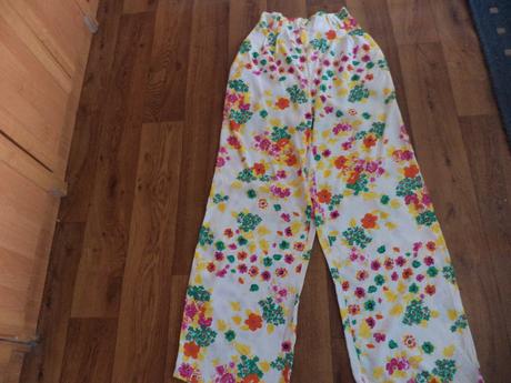 damske vzorovane nohavice s , s
