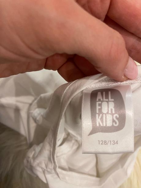 Milunké tričko, 128