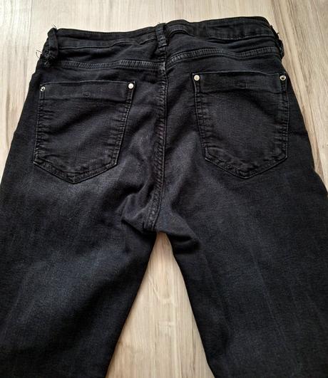 Rifle bershka č.38, bershka,38