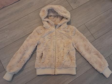 Huňatá mikinka, 134