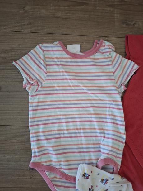 6 krat body velkost 80, next,80