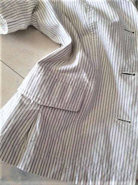 Letné prúžkované kratšie sako, m