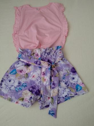 Kvalitné kvietkové kraťasy veľkosť 134, 134