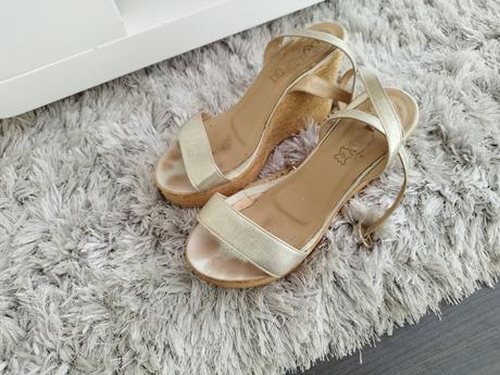 Zlaté sandálky ., lasocki,40