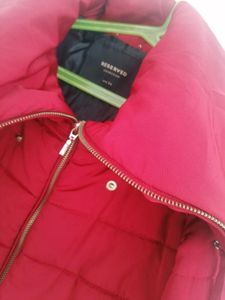 Teplá bunda, reserved,34