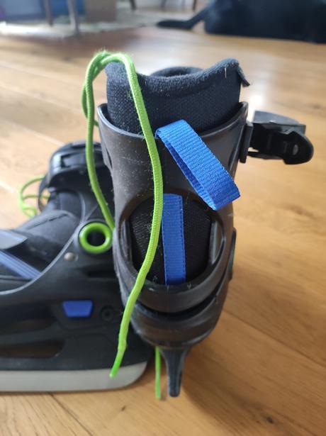 Predám nastaviteľné korčule na ľad technopro, 29