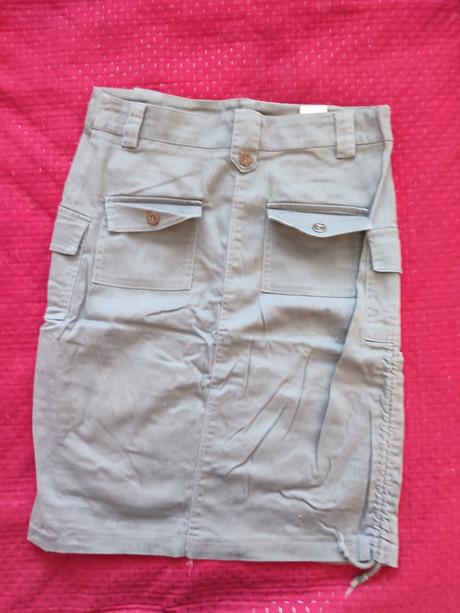 Dievčenská sukňa, s