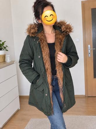 Tmavozelena parka cropp, s
