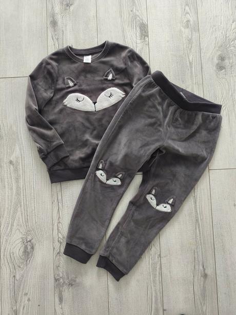 Zamatová tepláková súprava, 110