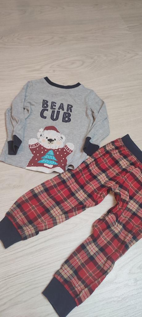 Vianočné pyjamo next, 98