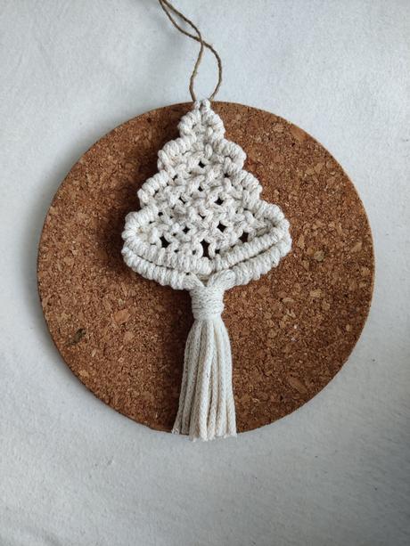 Macrame vianocne stromceky,
