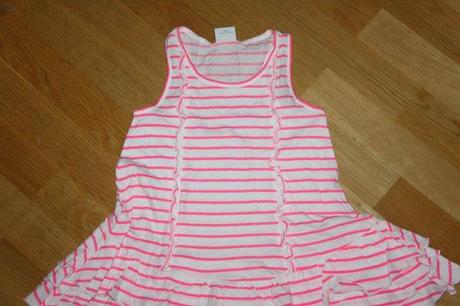 Tunička s neonovymi pružkami, 122