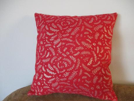 Vianočná obliečka so zlatým lurexom, 