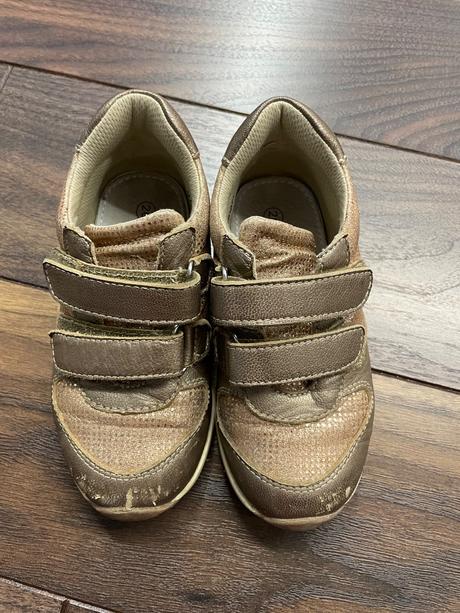 Poltopánky, protetika,26