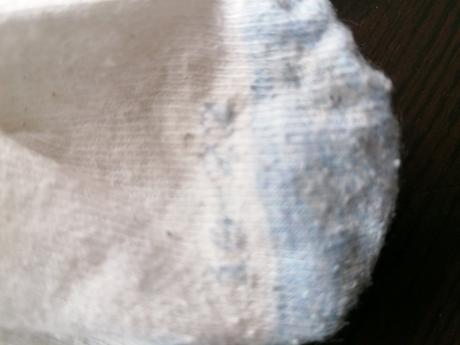 Bielo-modre ponožky, 19