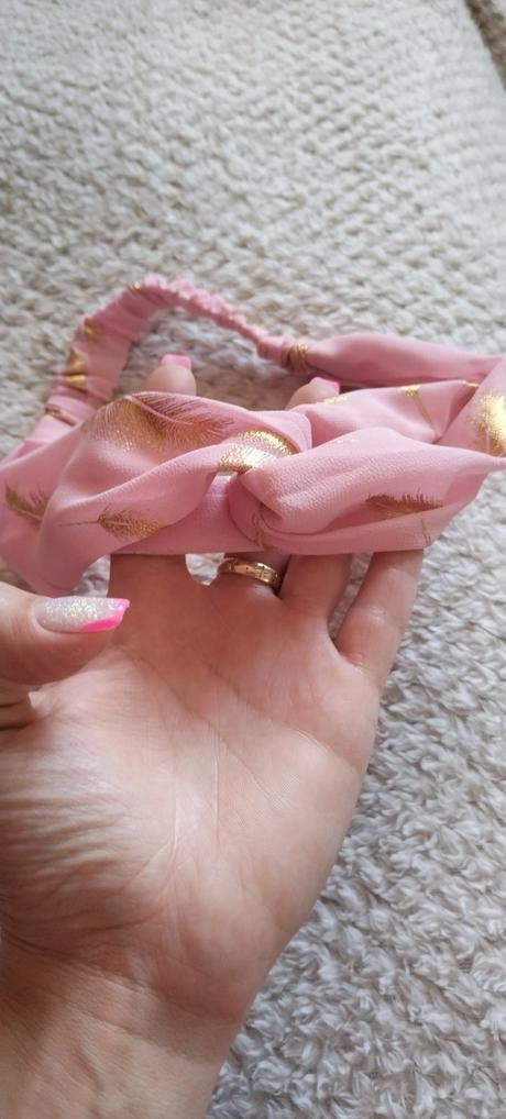 Latkova celenka cca na 9r,