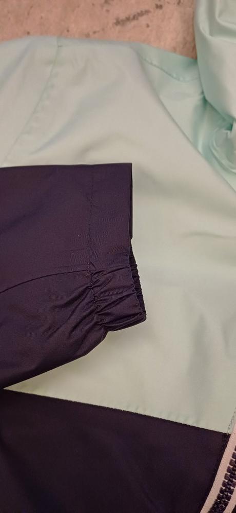 Nepremokava tenka bunda, decathlon,158