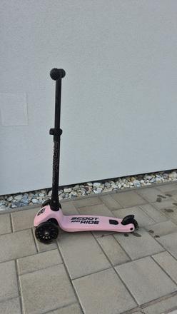 Kolobezka/odrazadlo scoot and ride, 