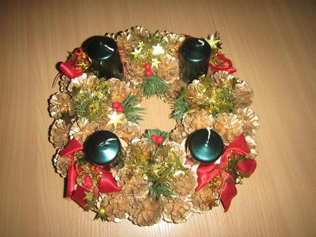 Adventny vianocny veniec ,