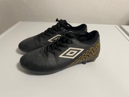 Kopačky umbro, 36