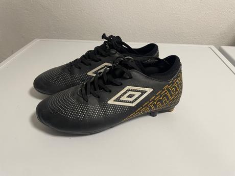 Kopačky umbro, 36