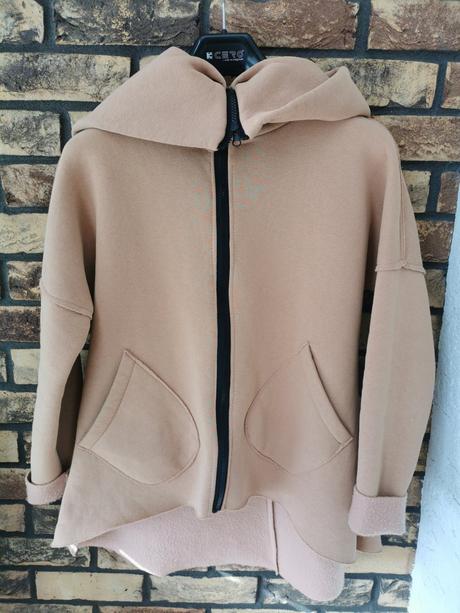 Dámsky upletovy kabátik pončo, l