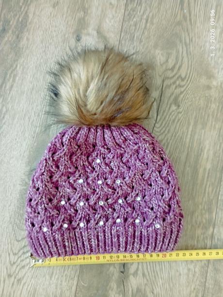 Teplá dievčenská čiapka (už s poštovným), s