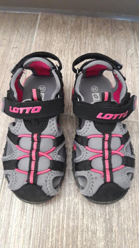 Sandálky, lotto,26