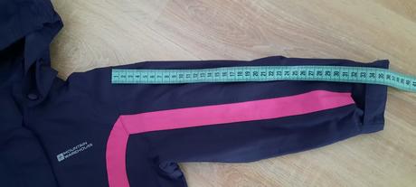 Prechodná/turistická vetrovka., mountain warehouse,104