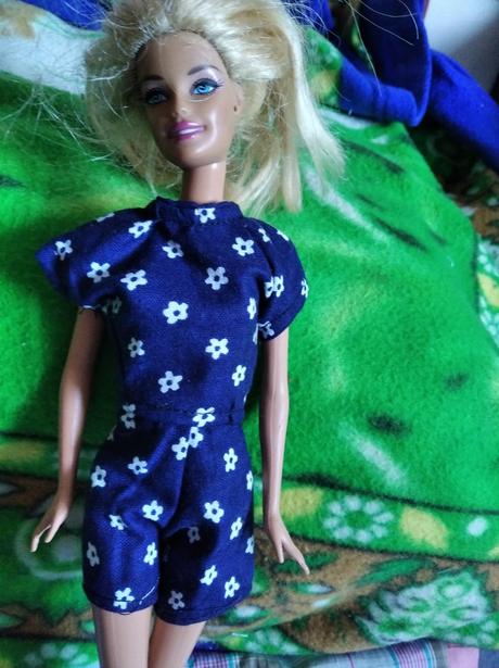 Oblečenie pre barbie,