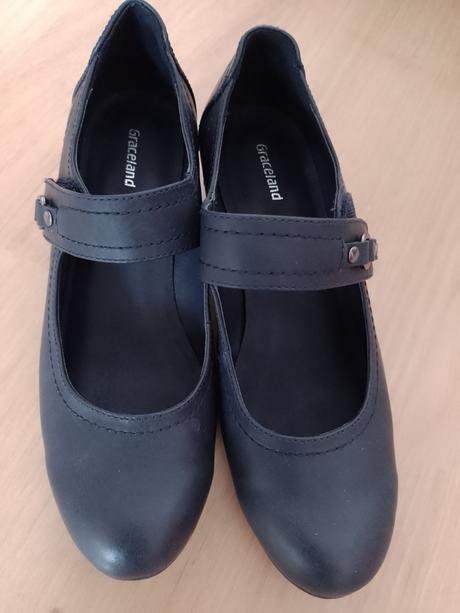 Poltopánky, graceland,39