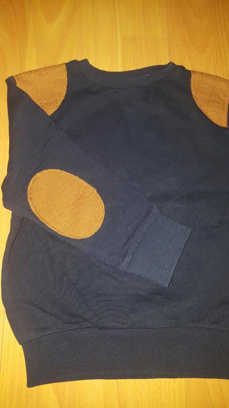 Modrá mikinka, rebel,98