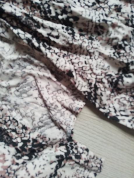 Košeľové šaty, 48