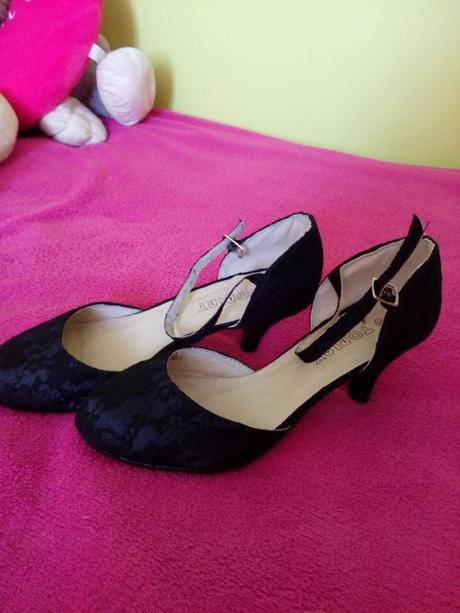 Cipkovane sandalky, 36