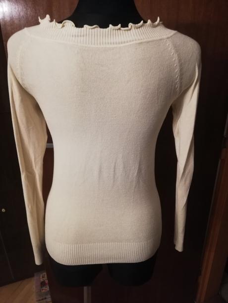 Krémový svetrík, m