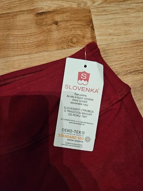 Kraťasy slovenka s, slovenka,s