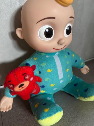Cocomelon jj bábika, 