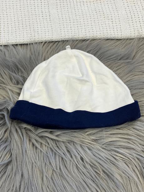 Chlapčenská čiapka bielo tmavomodrá, 68