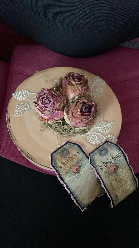 Vintage dekorácia s ružami, 