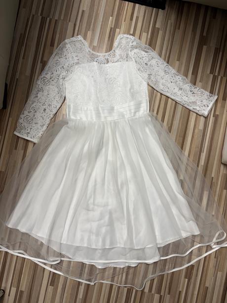 Nádherné šaty na prvé sväté prijímanie z nextu, lipsy london,152