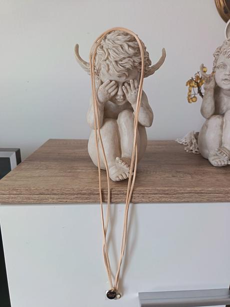 Elegantny semisovy naramok chloe parfum, chloé