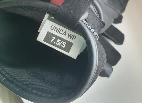 Motorkárske rukavice, 