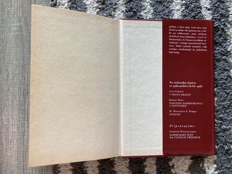 Láska, moc a intrigy (2001),